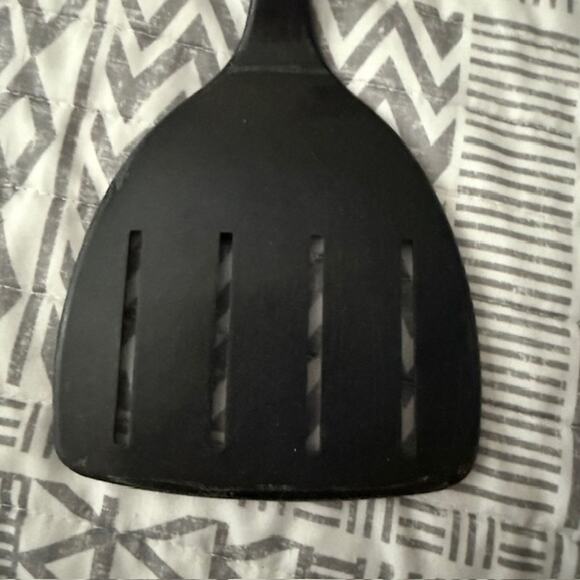 Vintage Tailor Made Black Spatula Slotted Plastic Nylon Flipper Turner Flexible - Picture 3 of 5